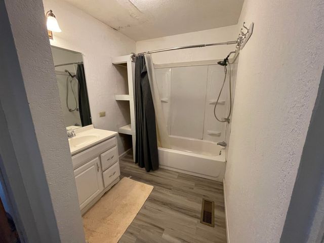 503 N Summit, El Dorado, KS 67042