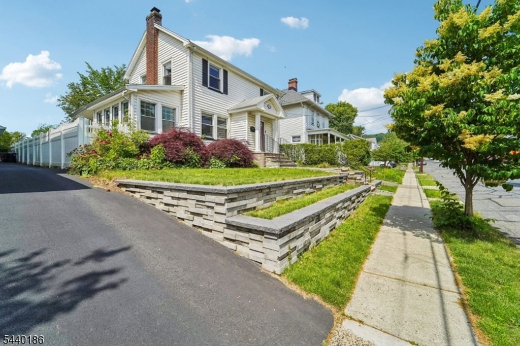 34 Cypress St, Millburn Twp., NJ 07041 — photo 4