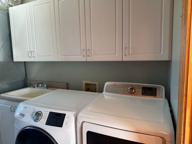 1004 Saddle Lane, Lemont, IL 60439