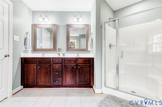 14436 Overlook Ridge Ln, Beaverdam, VA 23015