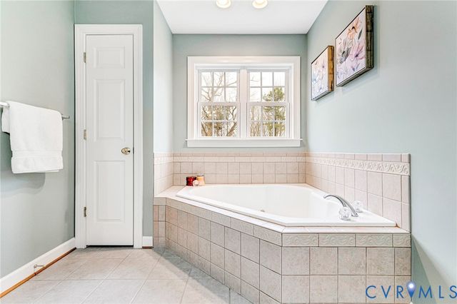 14436 Overlook Ridge Ln, Beaverdam, VA 23015