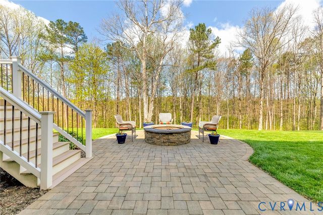 14436 Overlook Ridge Ln, Beaverdam, VA 23015