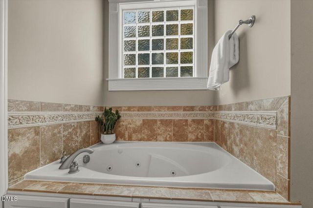 1209 Tavernier Knoll Lane, Raleigh, NC 27603