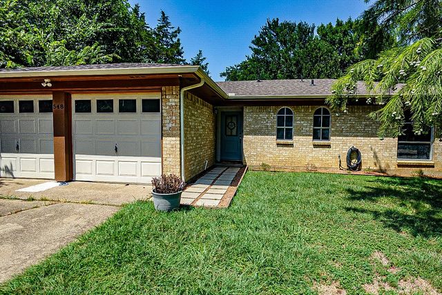 548 NW Newton Drive, Burleson, TX 76028
