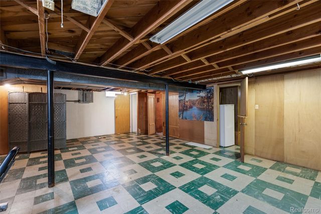 9522 Pardee Road, Taylor, MI 48180