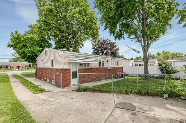 9522 Pardee Road, Taylor, MI 48180