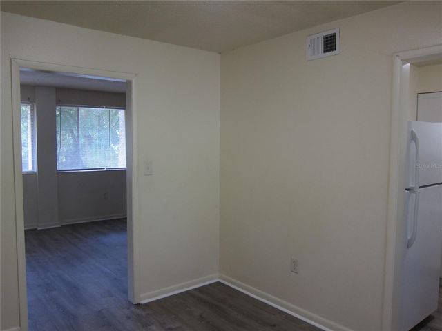 300 NW 20TH AVENUE 6, Gainesville, FL 32609