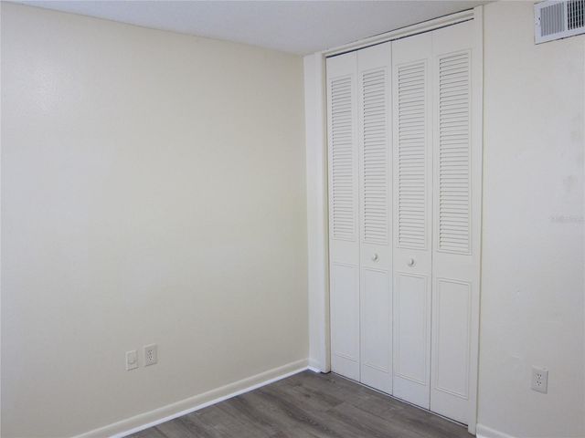 300 NW 20TH AVENUE 6, Gainesville, FL 32609