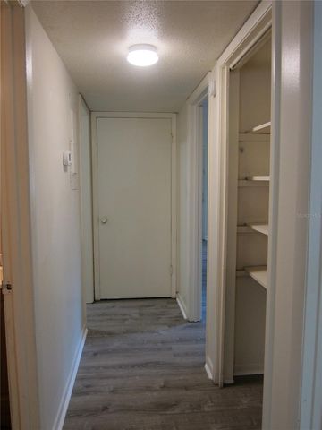 300 NW 20TH AVENUE 6, Gainesville, FL 32609