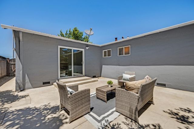 448 Greathouse Drive, Milpitas, CA 95035