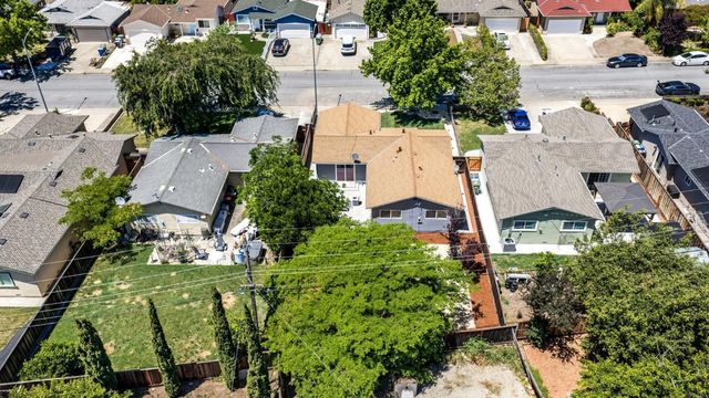 448 Greathouse Drive, Milpitas, CA 95035