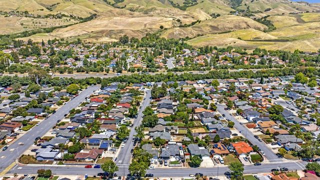 448 Greathouse Drive, Milpitas, CA 95035