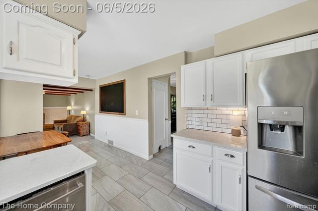 31302 Saratoga Avenue, Warren, MI 48093
