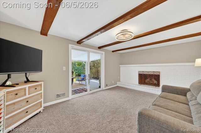 31302 Saratoga Avenue, Warren, MI 48093