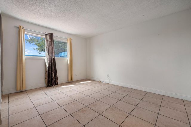 2644 San Ignacio Ave, Modesto, CA 95354