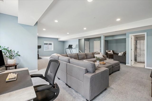 548 Council Circle, Vernon Hills, IL 60061