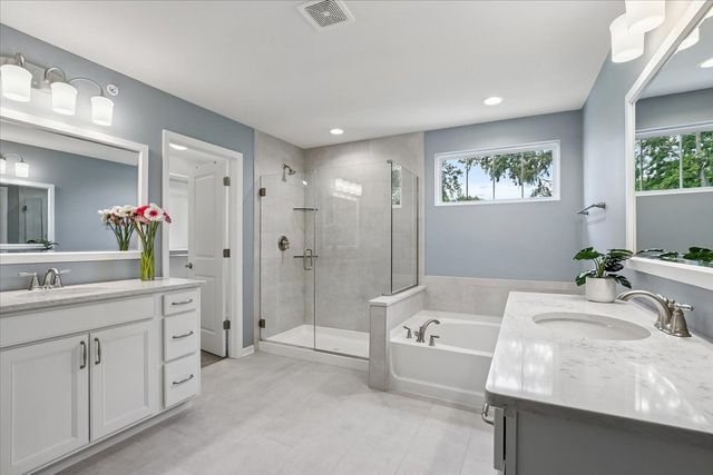 548 Council Circle, Vernon Hills, IL 60061