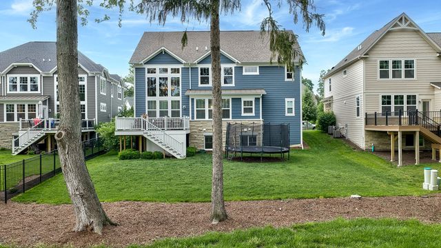 548 Council Circle, Vernon Hills, IL 60061