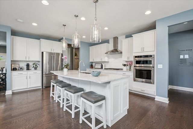 548 Council Circle, Vernon Hills, IL 60061