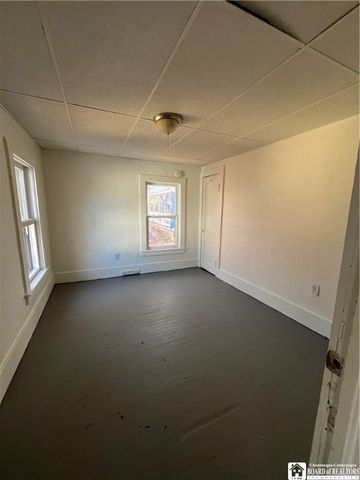 10 Eagle Street, Jamestown, NY 14701