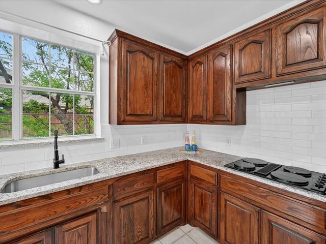 7917 Ocean Drive, Fort Worth, TX 76123