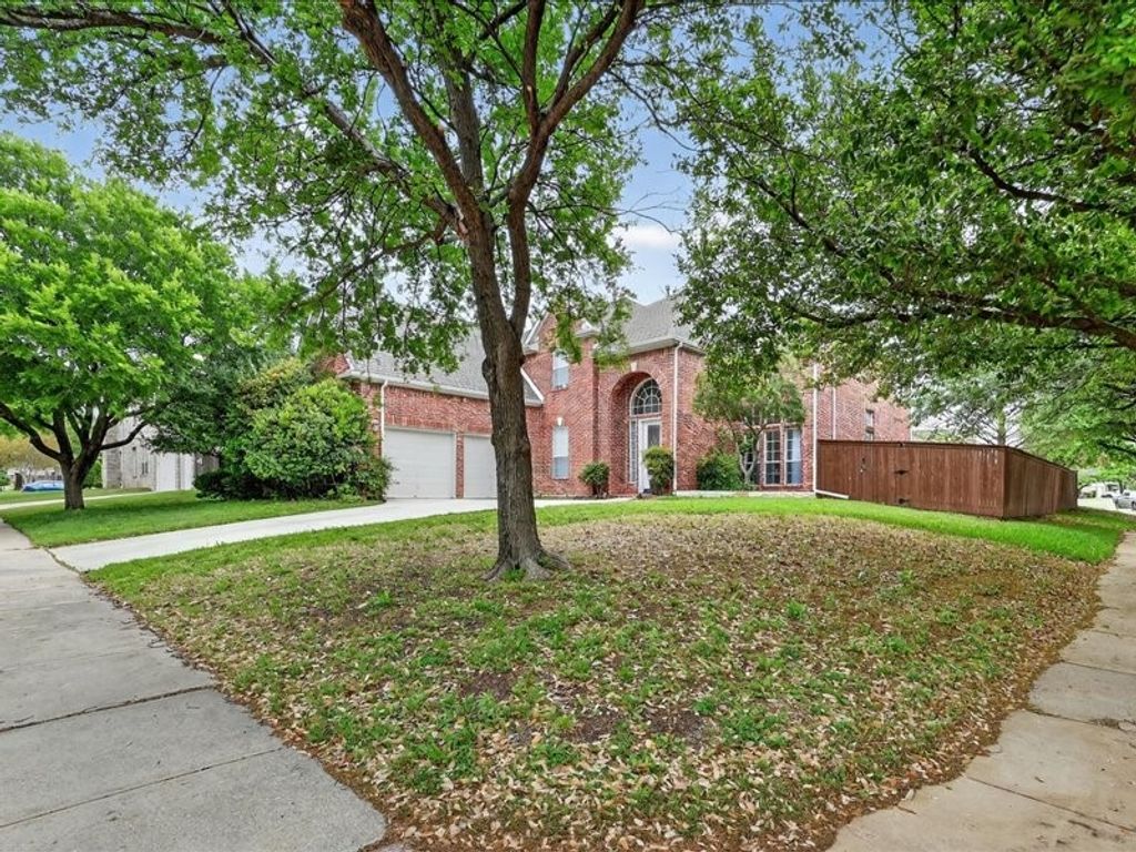 7917 Ocean Drive, Fort Worth, TX 76123