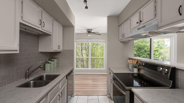 4159 Steck Ave 226, Austin, TX 78759
