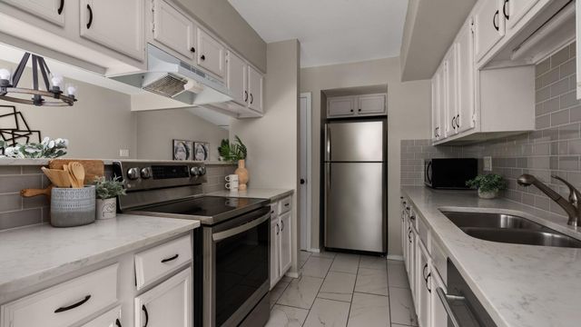 4159 Steck Ave 226, Austin, TX 78759