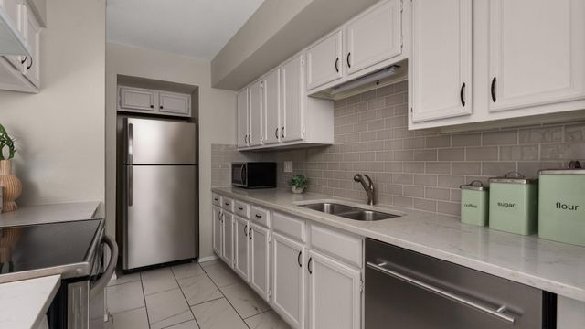 4159 Steck Ave 226, Austin, TX 78759