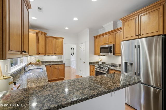 7102 Saybrook Drive, Wilmington, NC 28405