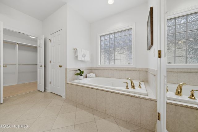 7102 Saybrook Drive, Wilmington, NC 28405