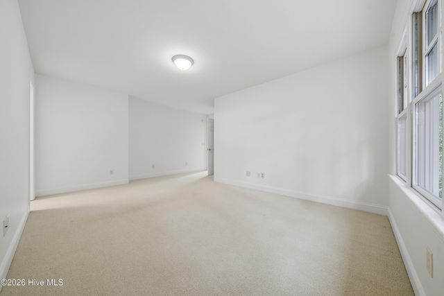7102 Saybrook Drive, Wilmington, NC 28405