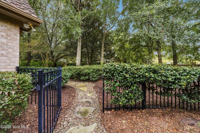 7102 Saybrook Drive, Wilmington, NC 28405