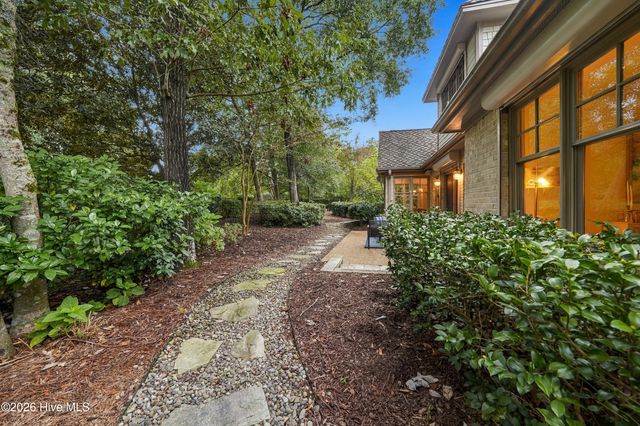 7102 Saybrook Drive, Wilmington, NC 28405