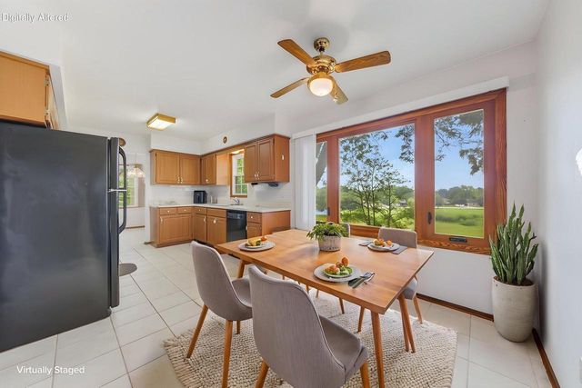 2721 Minot LANE, Waukesha, WI 53188