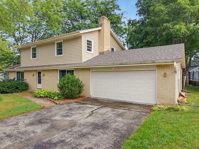 2721 Minot LANE, Waukesha, WI 53188