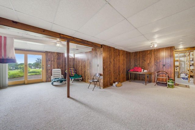 2721 Minot LANE, Waukesha, WI 53188