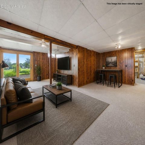 2721 Minot LANE, Waukesha, WI 53188