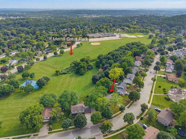 2721 Minot LANE, Waukesha, WI 53188