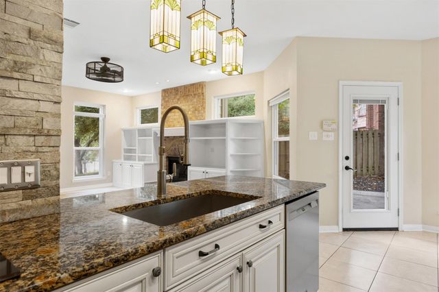 6000 Ironwood CV, Austin, TX 78759