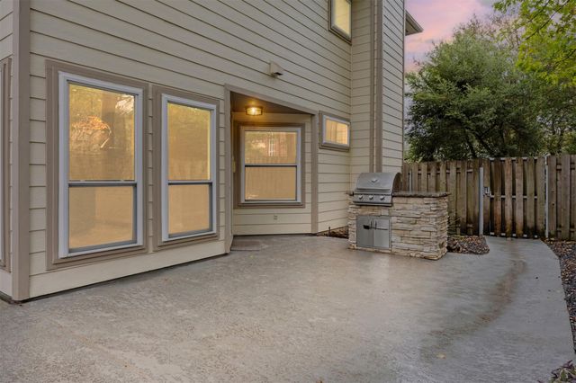 6000 Ironwood CV, Austin, TX 78759