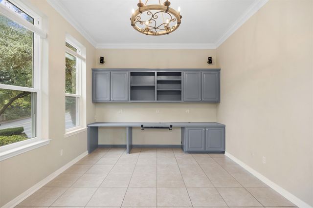 6000 Ironwood CV, Austin, TX 78759