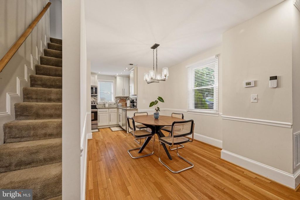 Image 12 of property listing at 3305 BELLEVIEW AVE, Cheverly, MD 20785