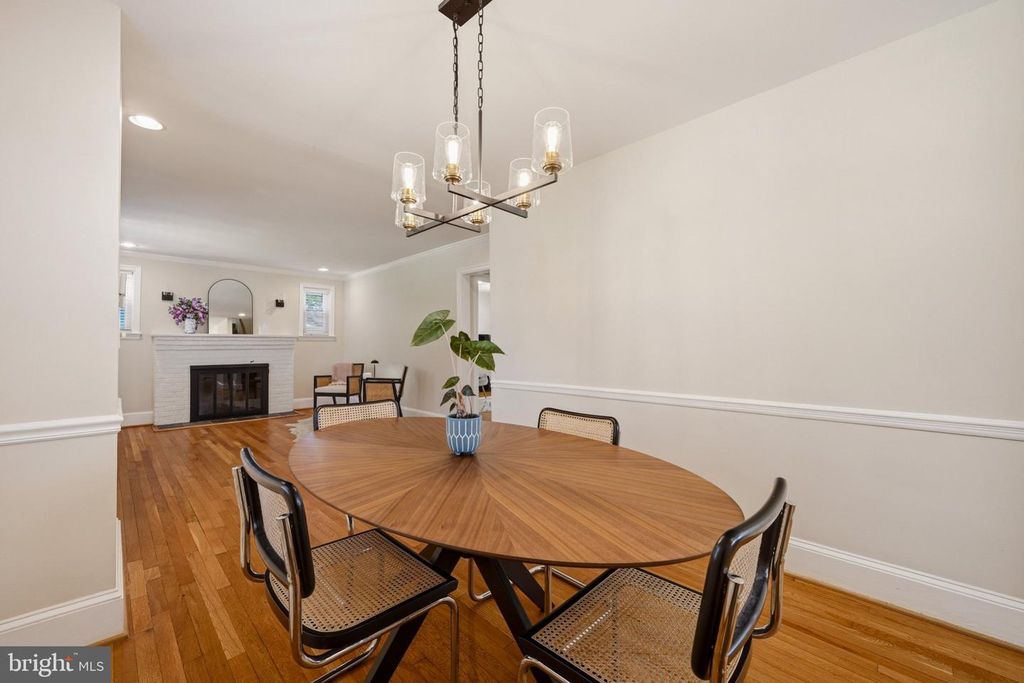 Image 14 of property listing at 3305 BELLEVIEW AVE, Cheverly, MD 20785