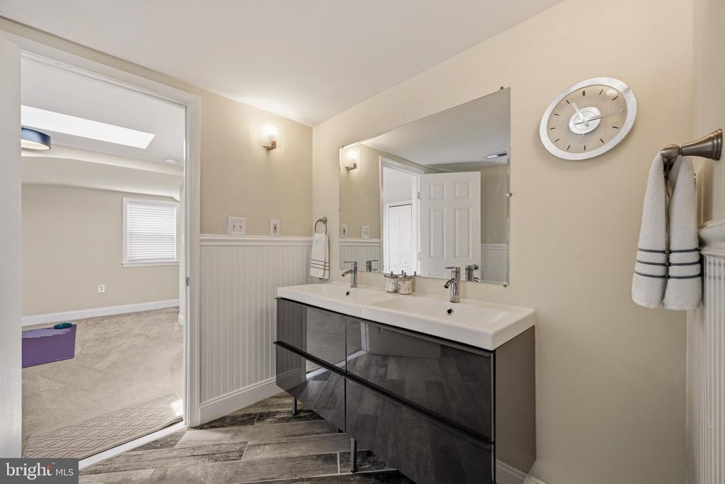 Image 52 of property listing at 3305 BELLEVIEW AVE, Cheverly, MD 20785