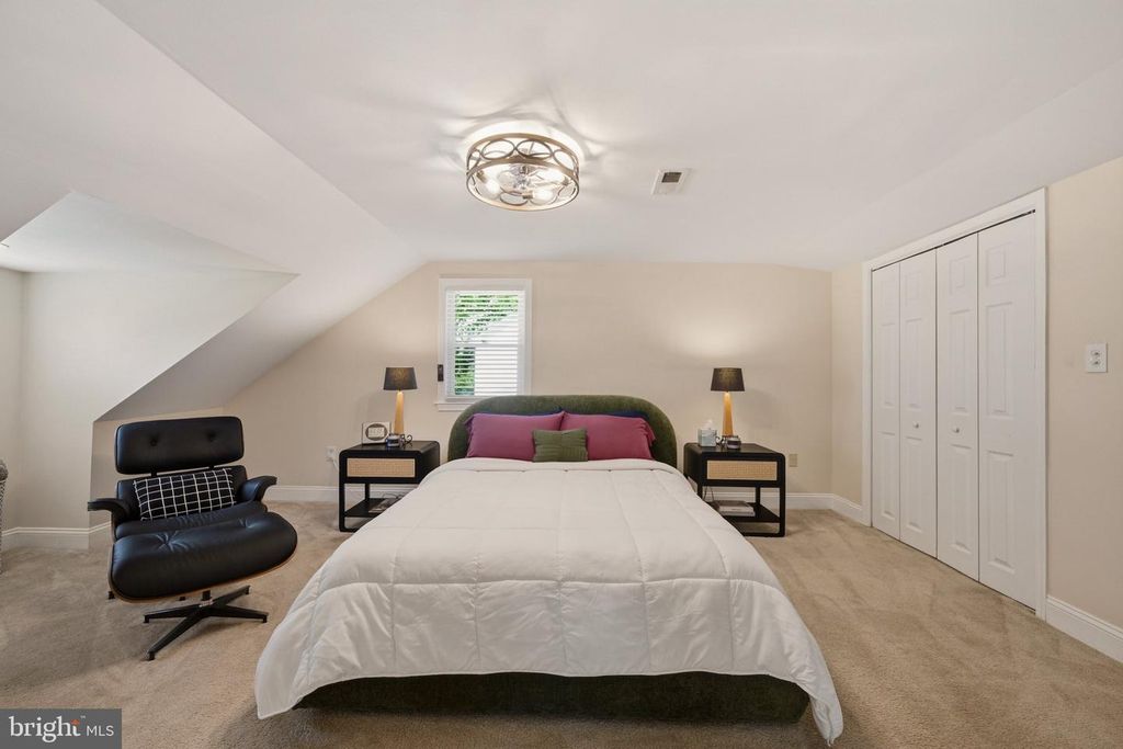 Image 56 of property listing at 3305 BELLEVIEW AVE, Cheverly, MD 20785