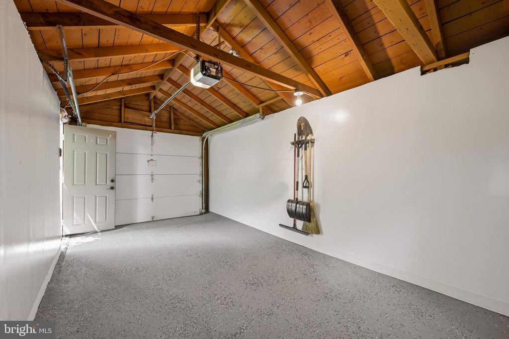 Image 72 of property listing at 3305 BELLEVIEW AVE, Cheverly, MD 20785