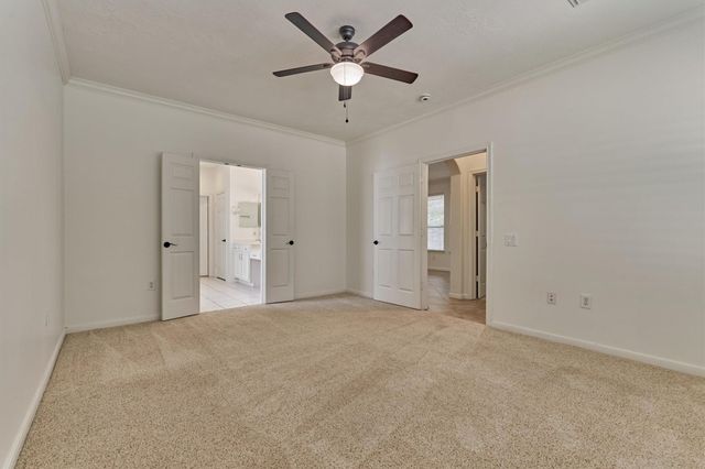 98 N Country Gate Circle, The Woodlands, TX 77384