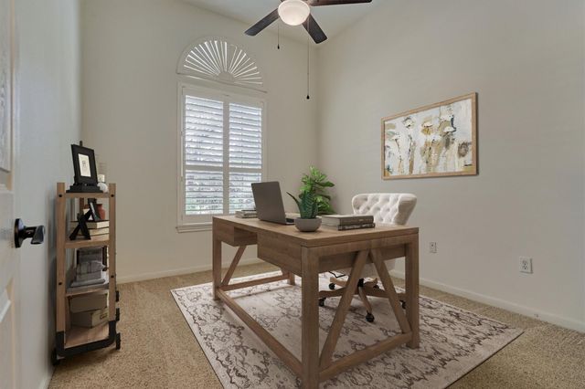 98 N Country Gate Circle, The Woodlands, TX 77384