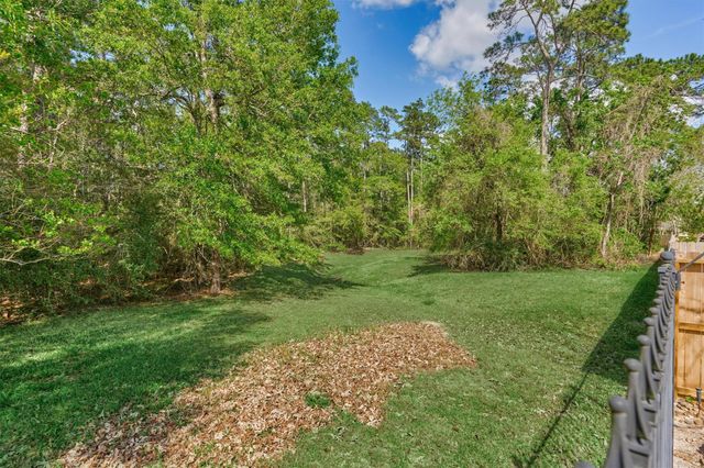 98 N Country Gate Circle, The Woodlands, TX 77384